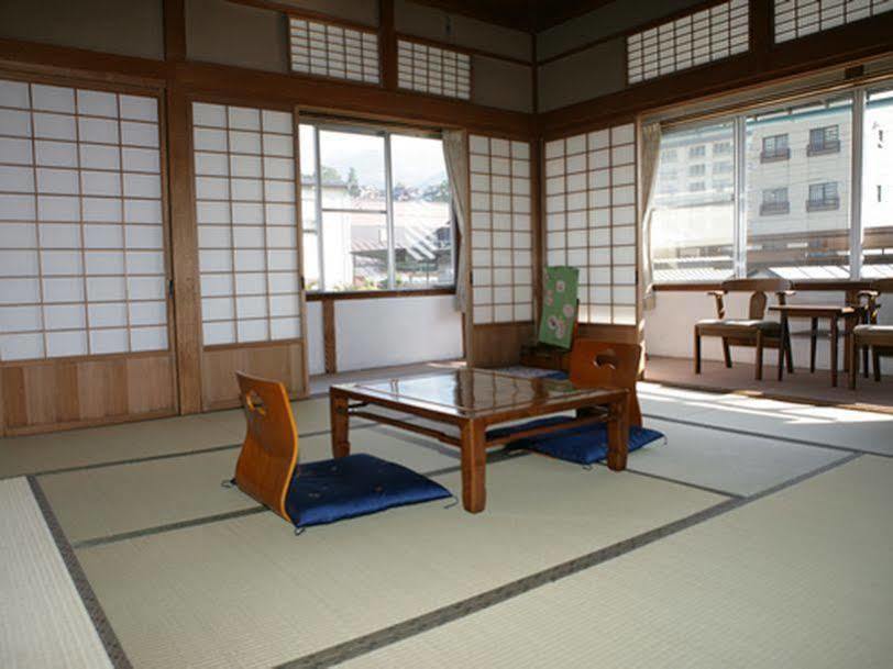 Yumoto Ryokan Yamanouchi  Bagian luar foto
